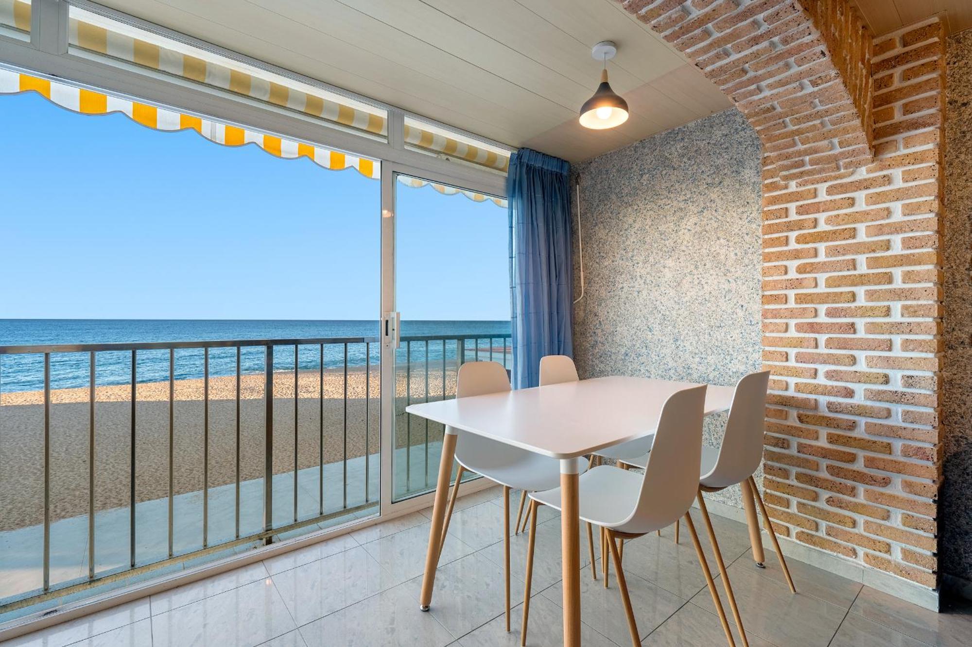 Hauzify I Apartament Plenamar Platja d'Aro Exterior photo